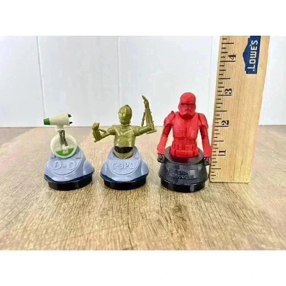 x3 Star Wars The Rise of Skywalker Movie Theater Cup Toppers Cake Figure Bust - Picture 3 of 6